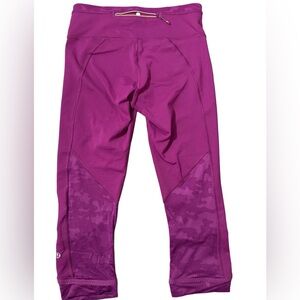 Lululemon Run For Days Crop‎ Regal Plum Size 4